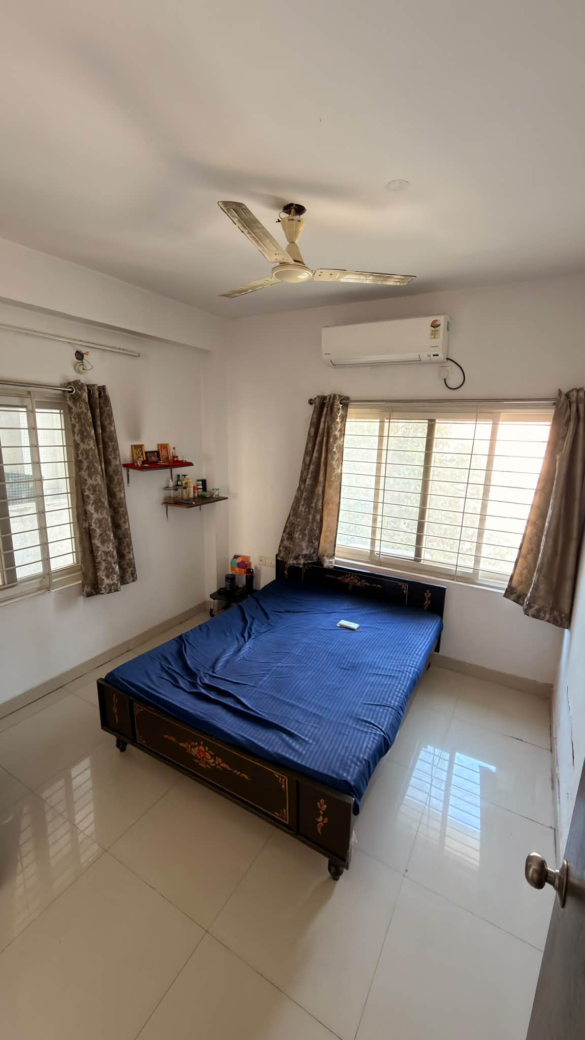 Room for rent in Jubilee Gardens Kothaguda