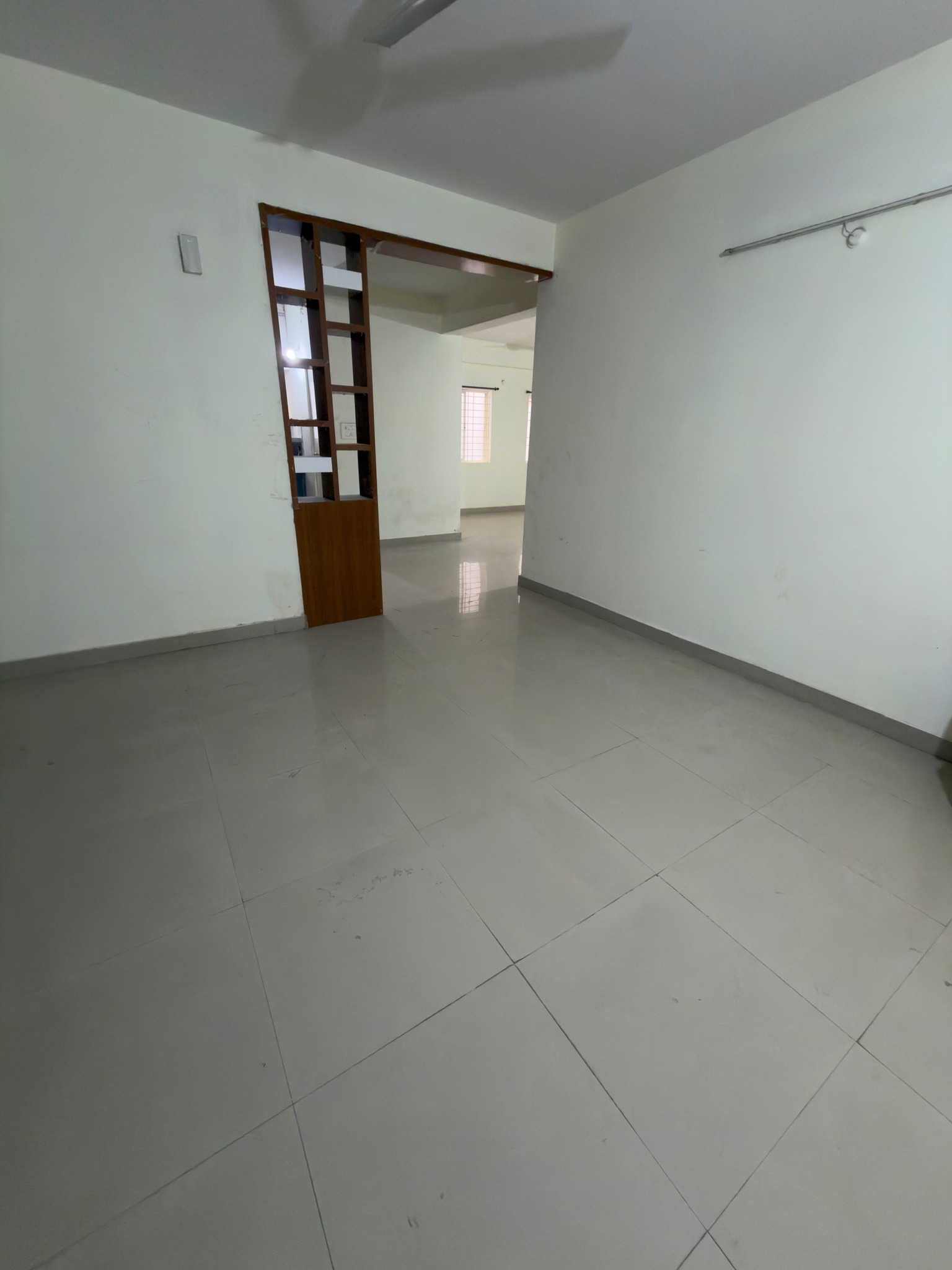 Room for rent in Adi Emerald, Lahari Homes Kondapur