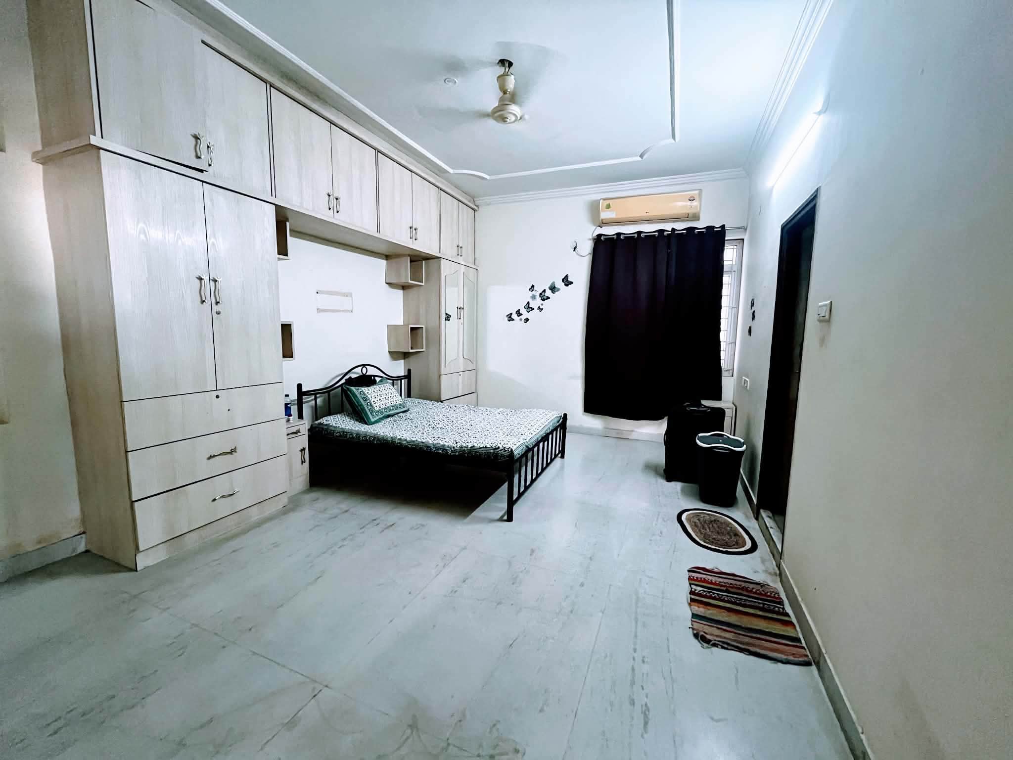 Room for rent in Vittal Rao Nagar, HITEC City