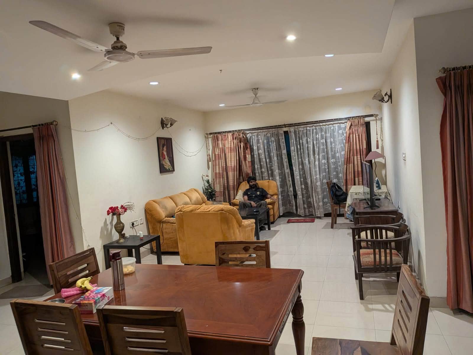 Room for rent in Hill Ridge Springs Gachibowli