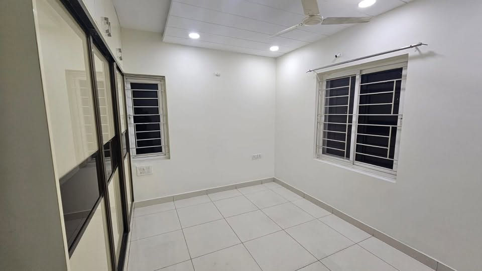 Room for rent in Vertex Panache Kokapet