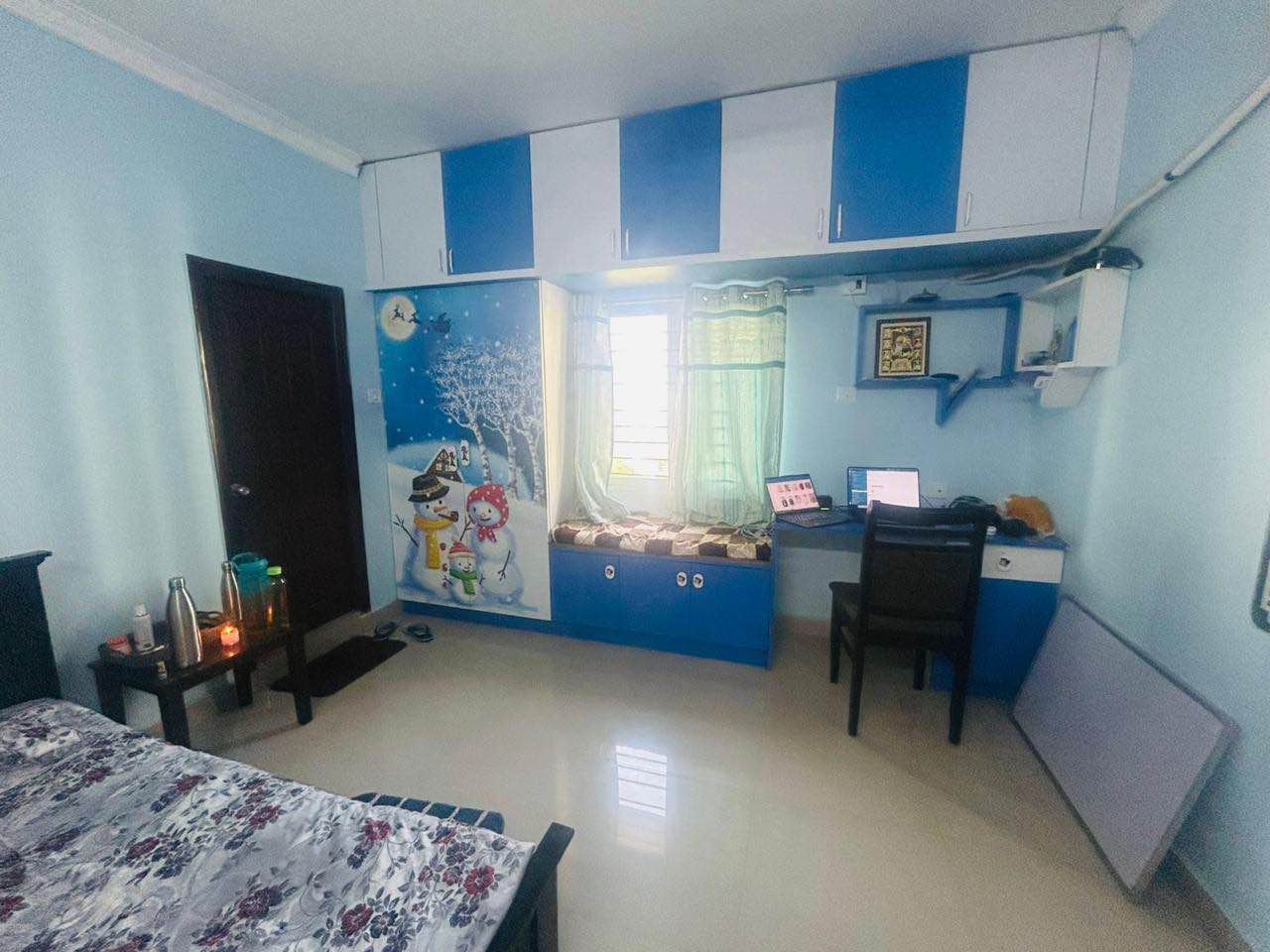 Room for rent in Hima Sai Lake View Towers Lingampally