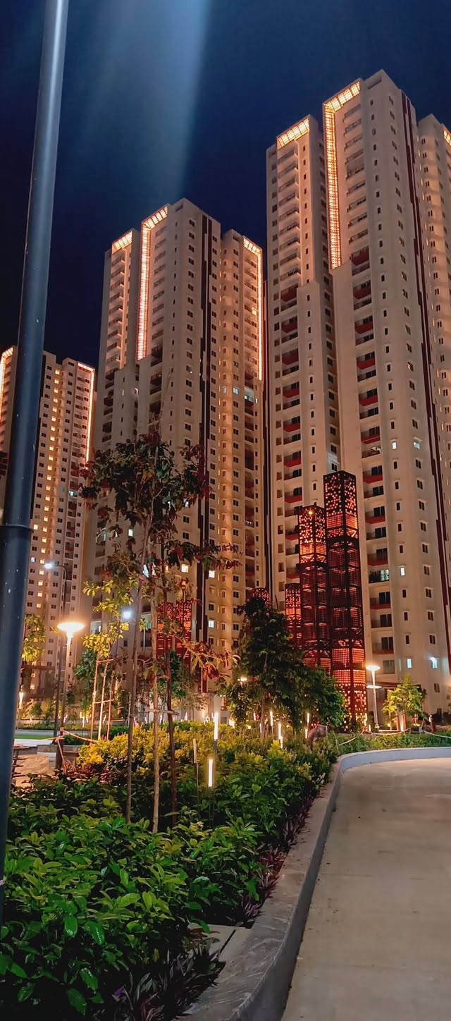 Room for rent in Aparna Zenon Lanco Hills