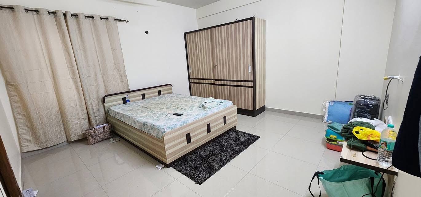 Room for rent in Gowra Tulips Madhapur