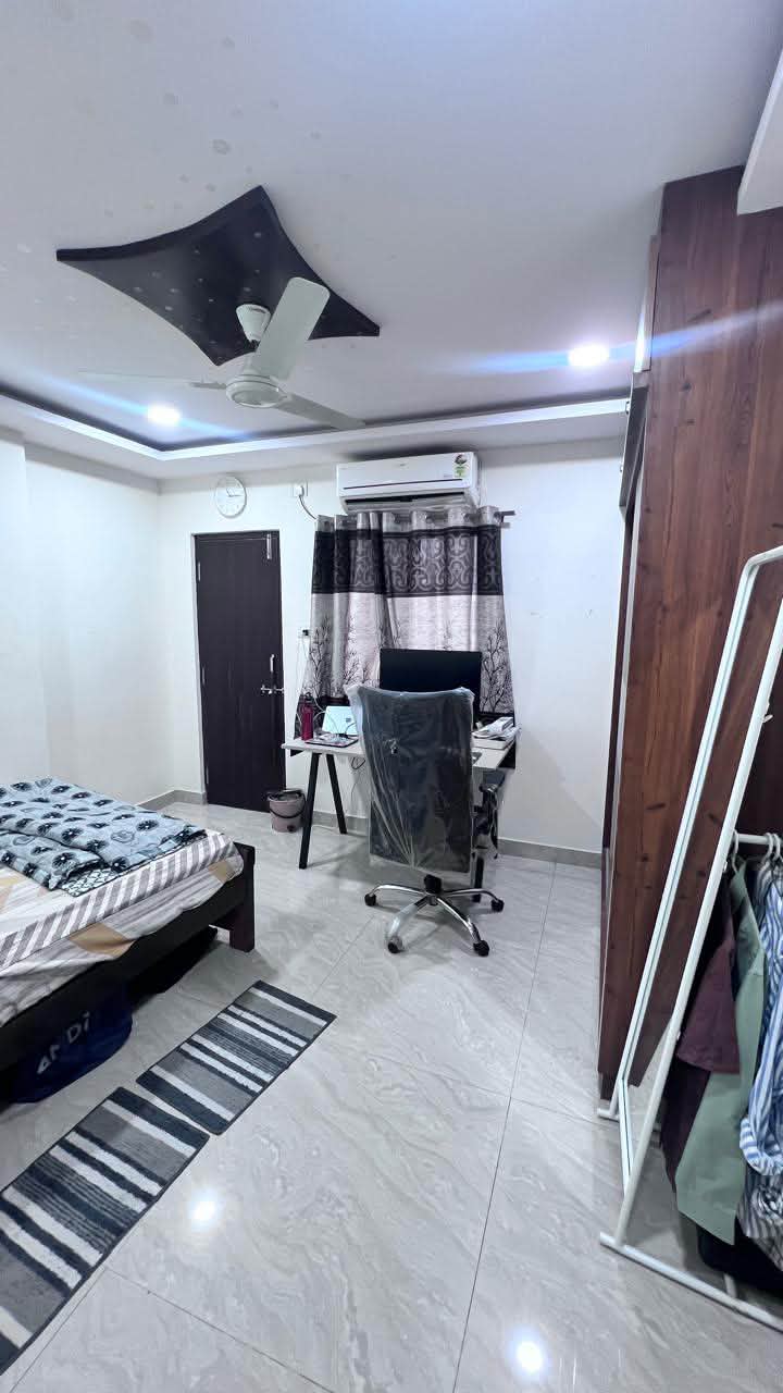 Room for rent in Satya Nilayam Madhapur