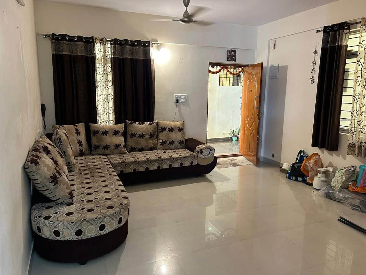 Room for rent in Kadubeesanahalli Main Road