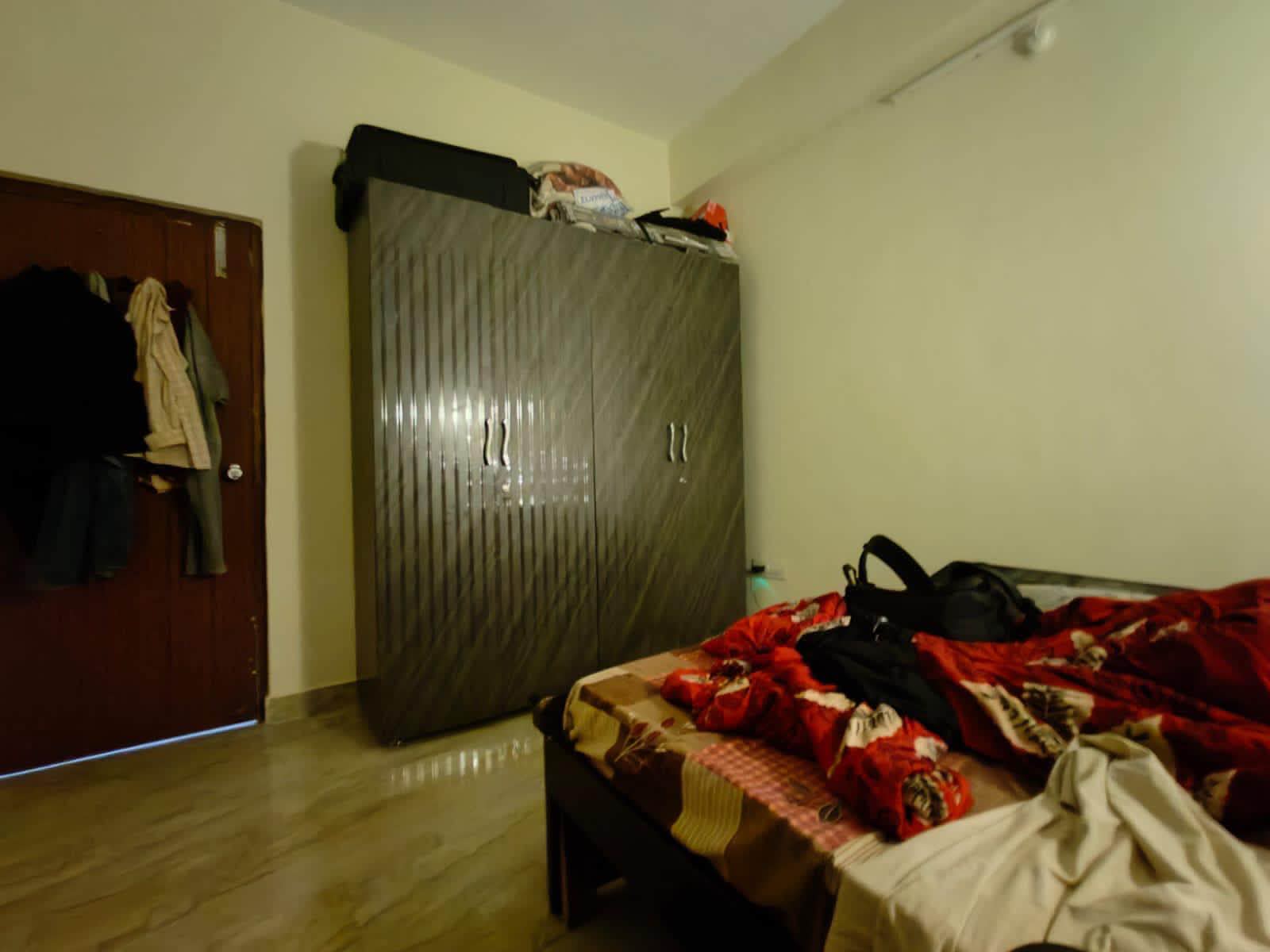 Room for rent in Madhapur