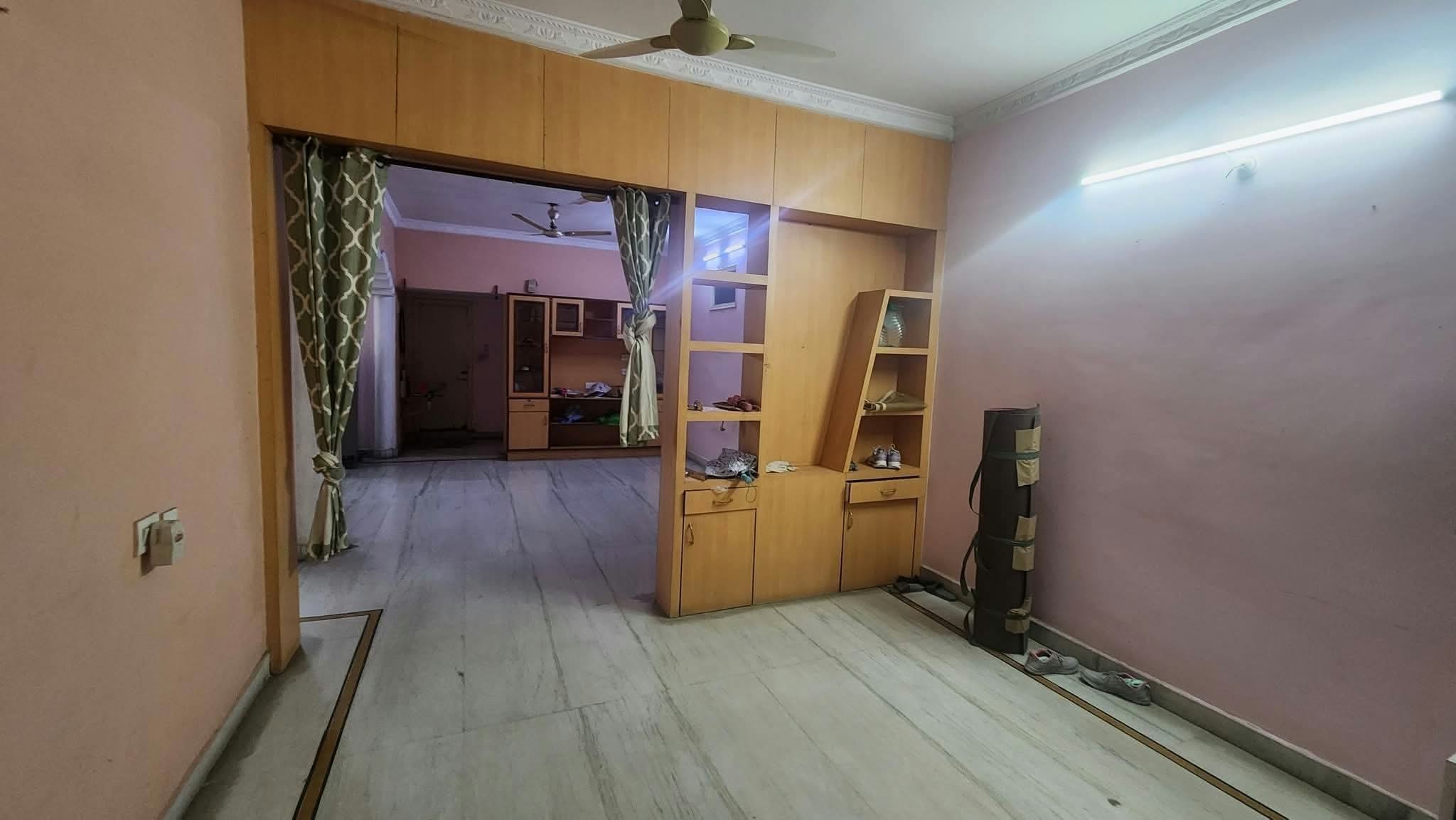Room for rent in Hafeezpet