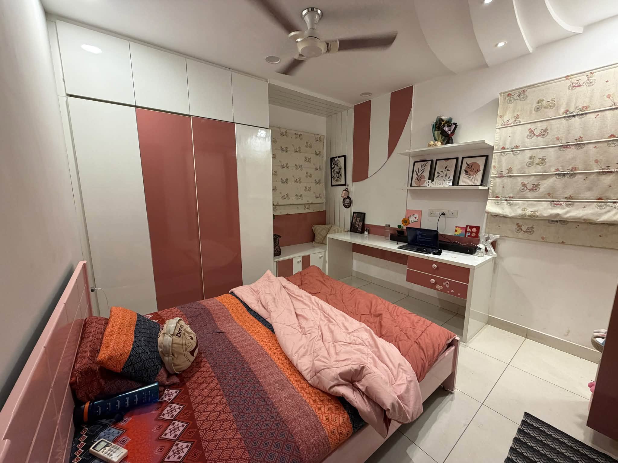 Room for rent in ASBL Lakeside Khajaguda
