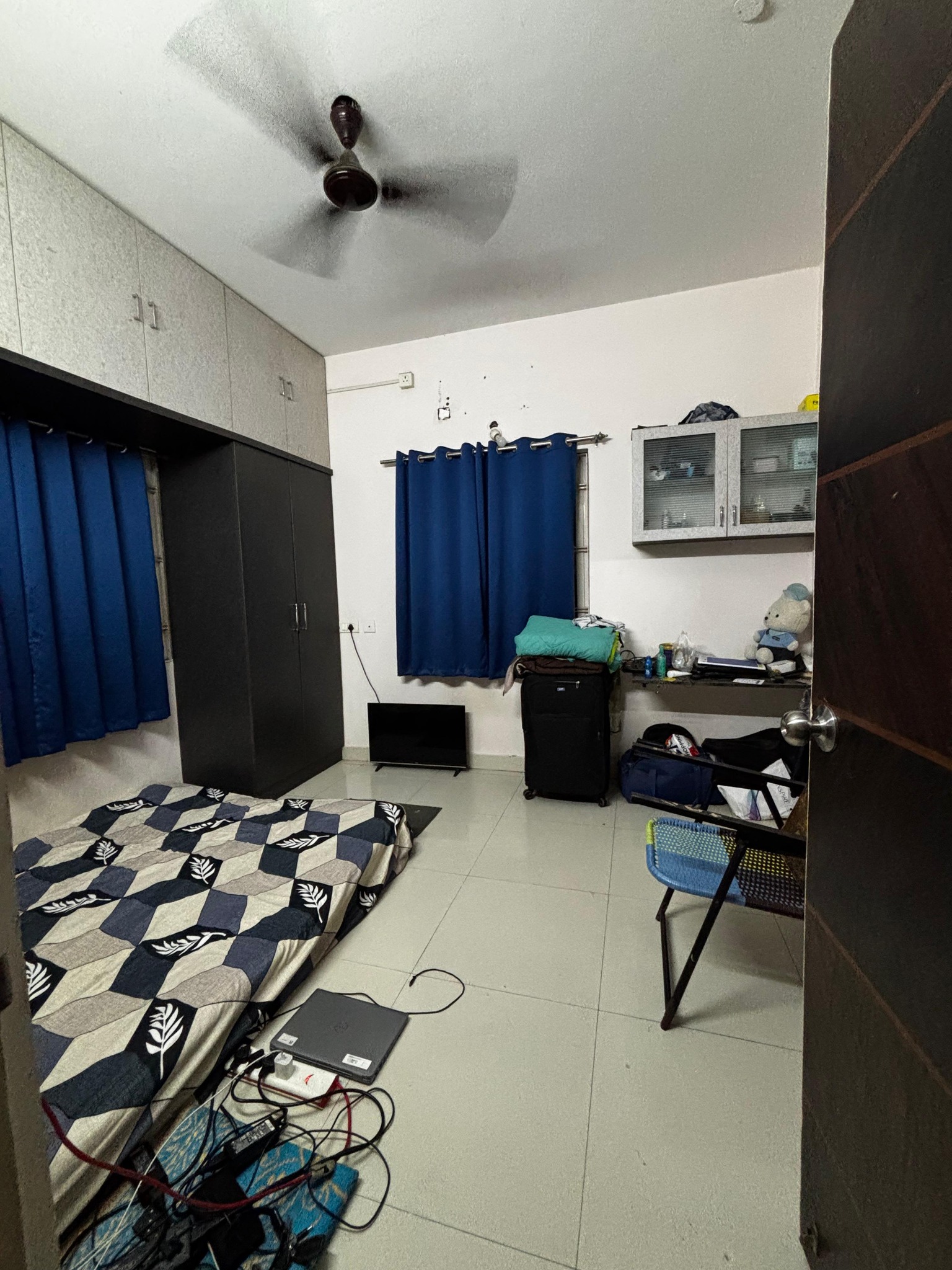 Room for rent in AK Heights Two Kondapur
