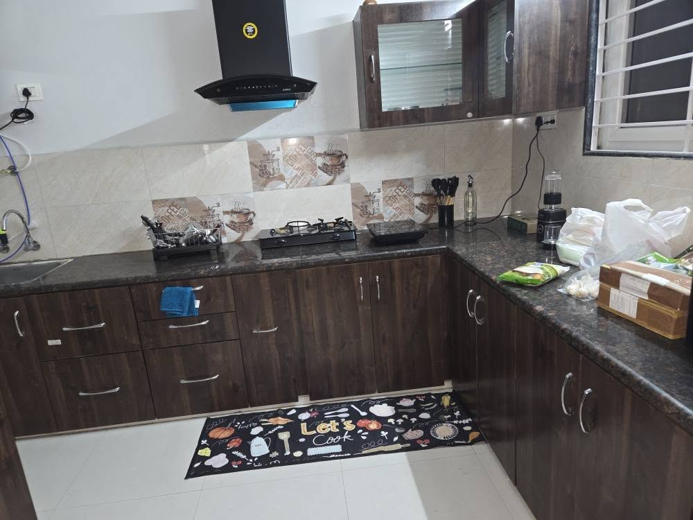 Room for rent in The Life Apartment Kondapur