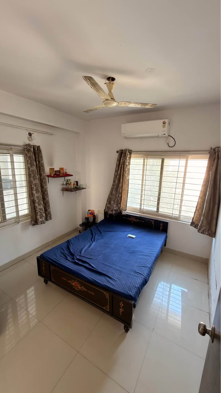 Room for rent in Usha Mahalaxmi Apartment Kothaguda