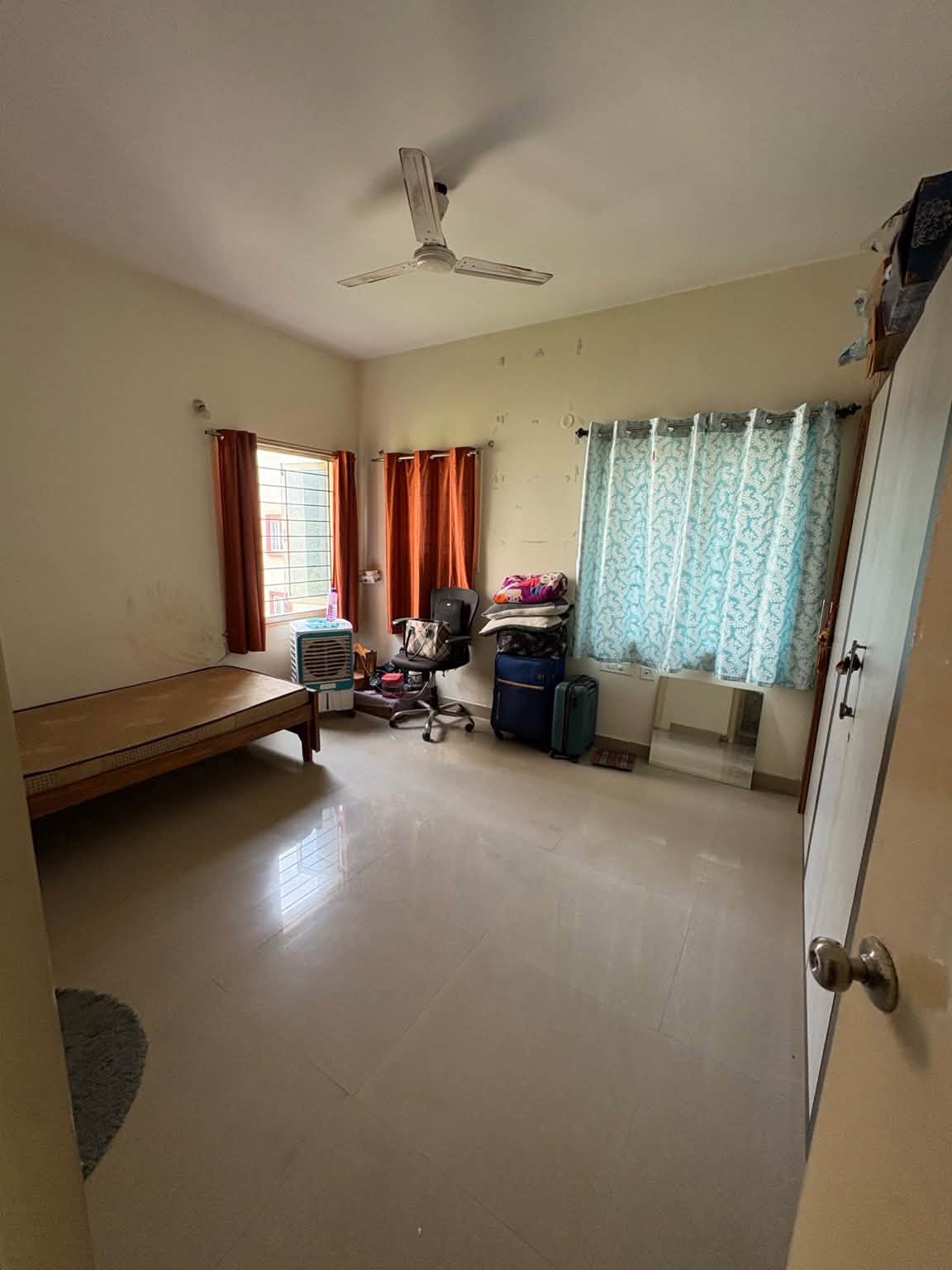 Room for rent in Madhapur