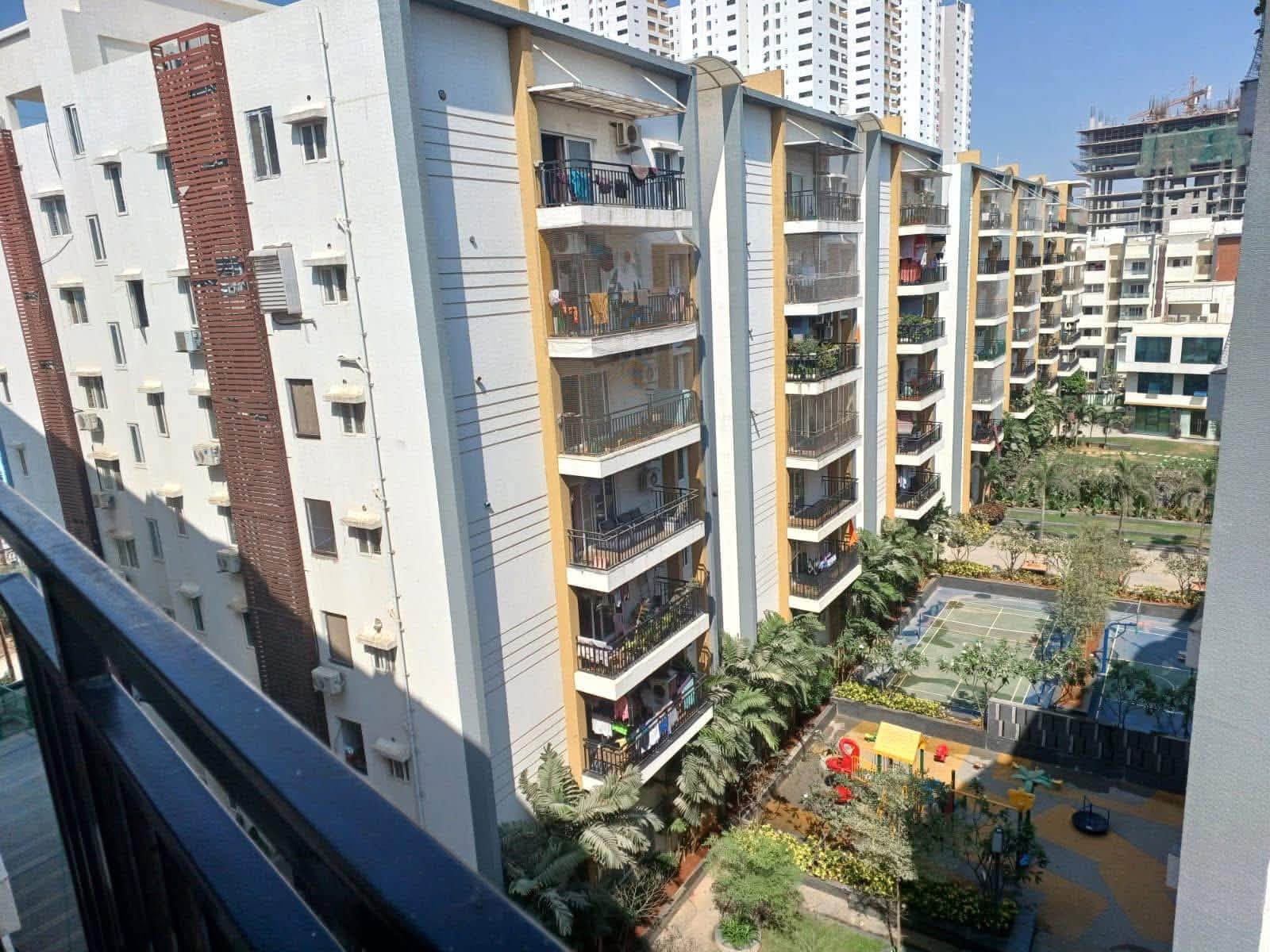 Room for rent in Whistling Woods Kokapet