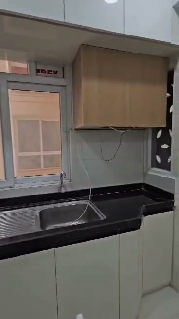 Room for rent in Hillcrest by Pacifica Financial district