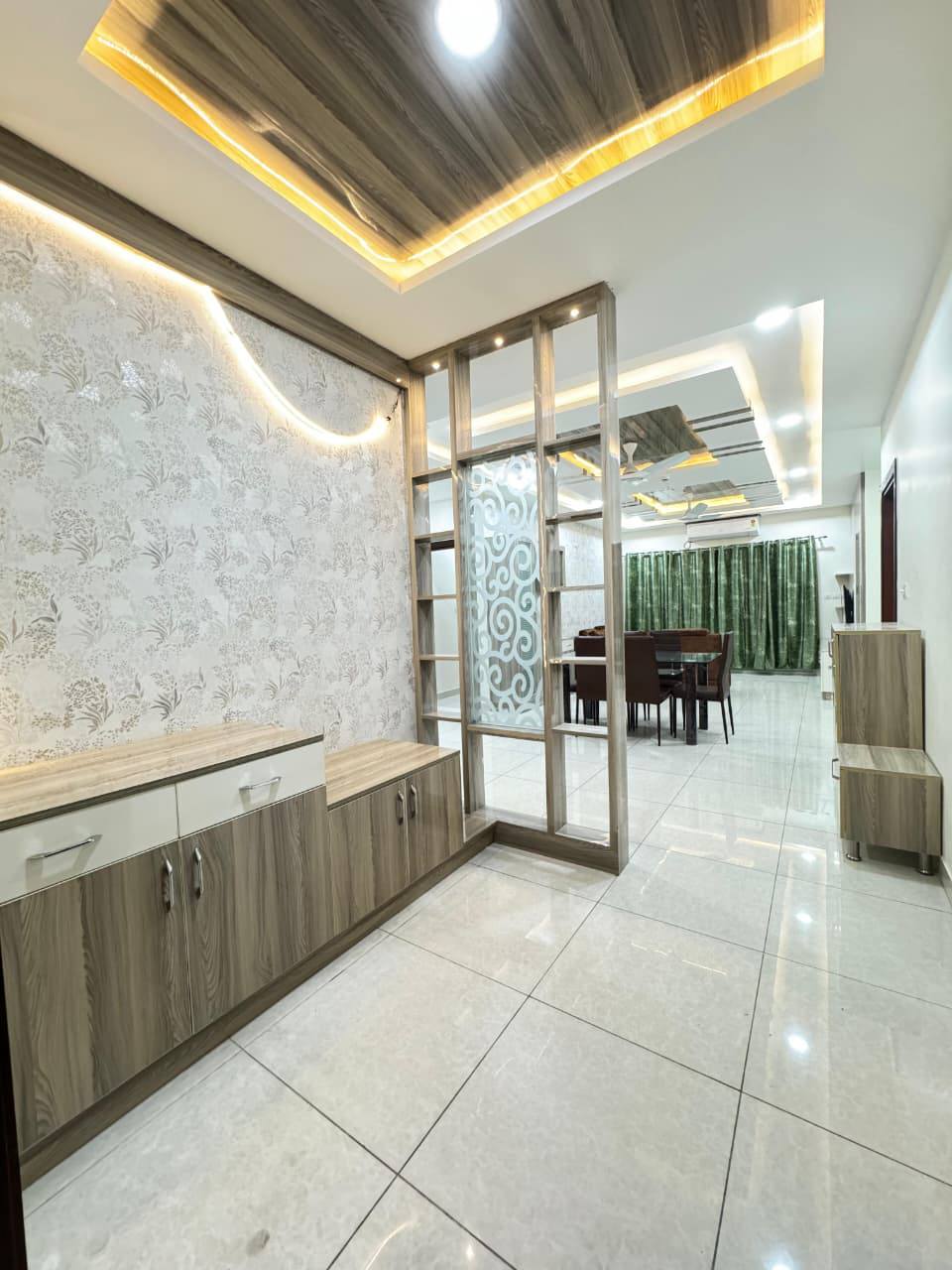 Room for rent in Prestige Highfields Nanakaramguda