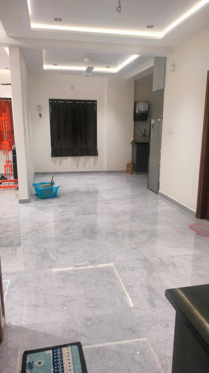 Room for rent in Golden Tulip Estate Kondapur