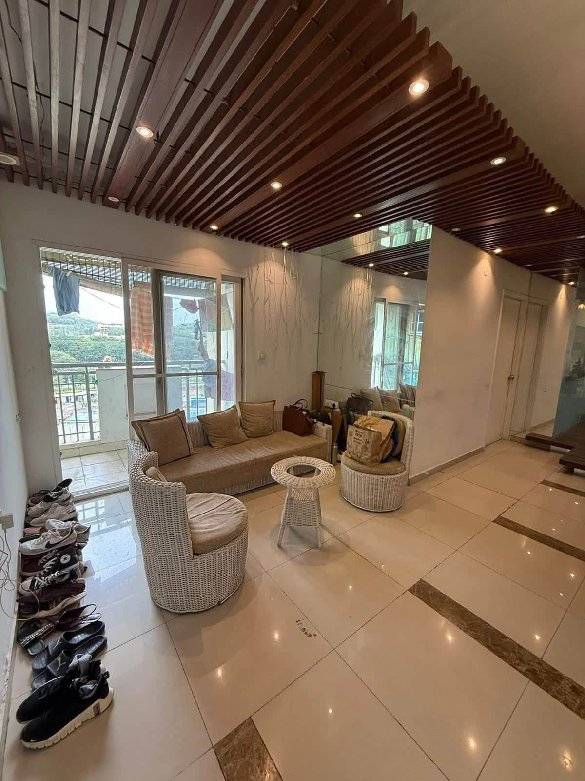 Room for rent in Mantri Celestia Financial District