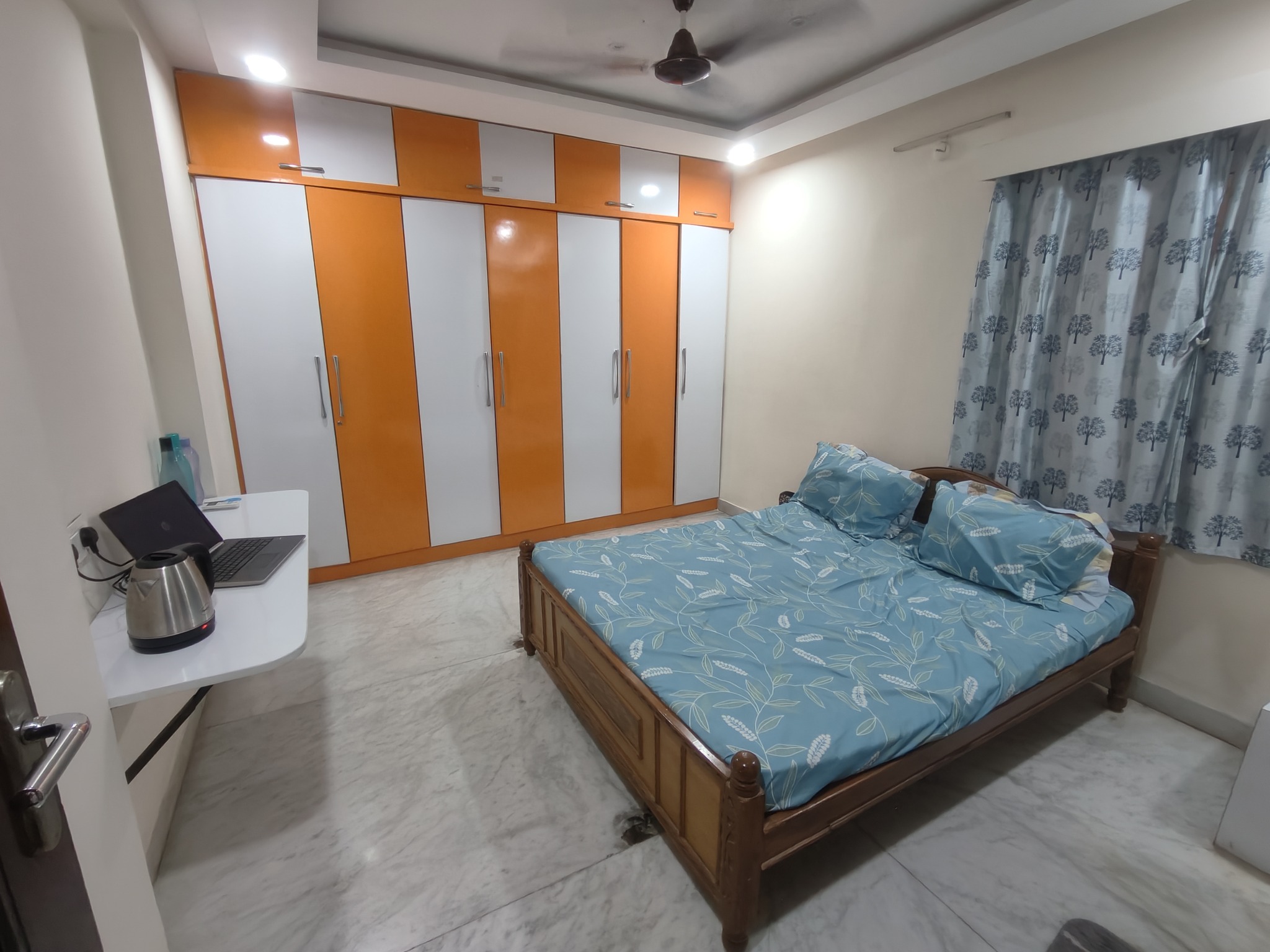 Room for rent in Aditya Empress Towers Shaikpet
