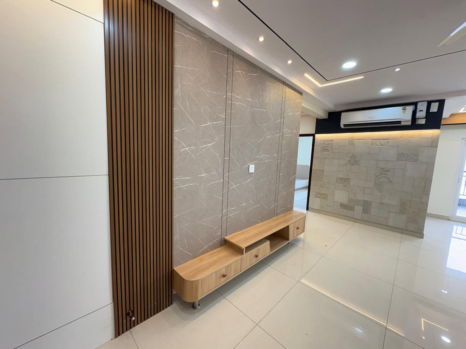 Room for rent in ASBL Spire Kokapet