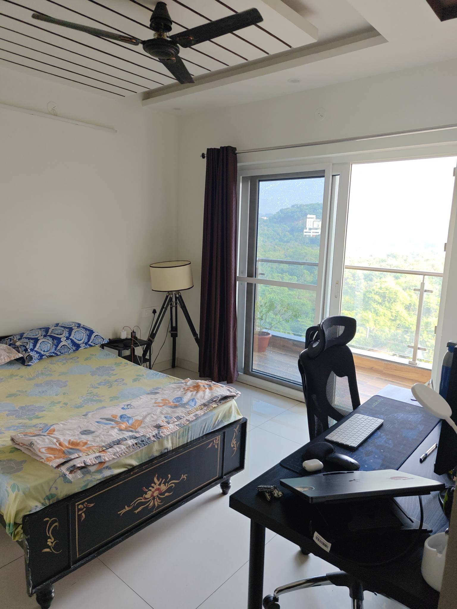 Room for rent in Sumadhura Acropolis Financial District