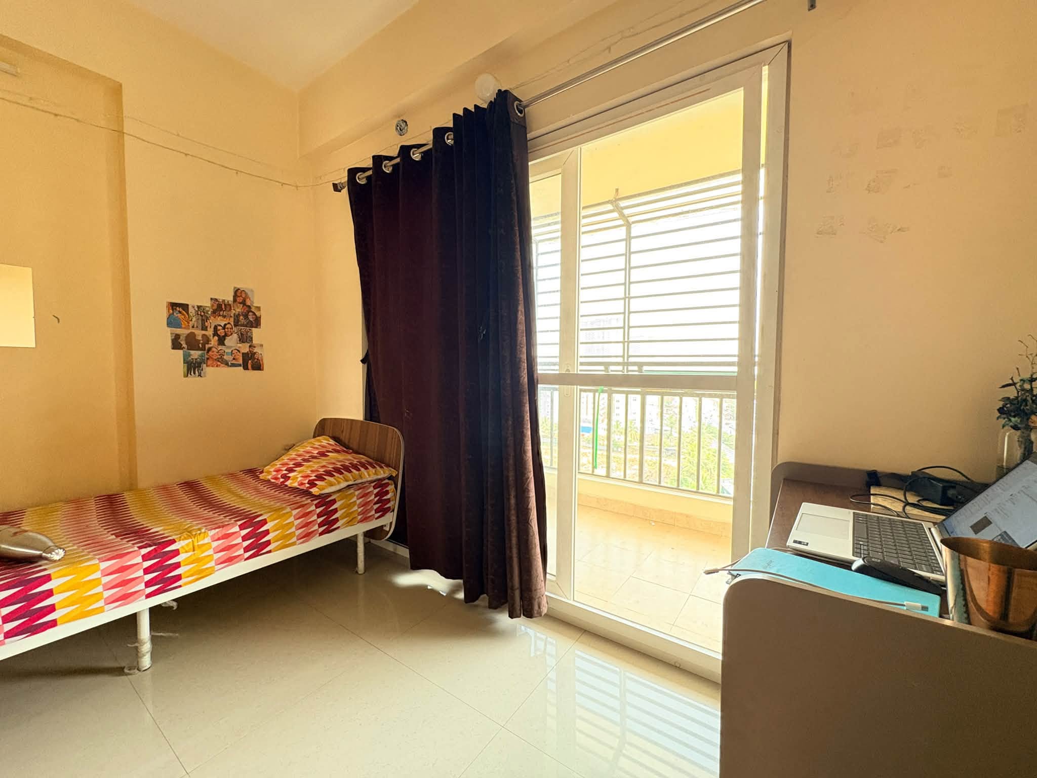 Room for rent in IT Heights Khajaguda