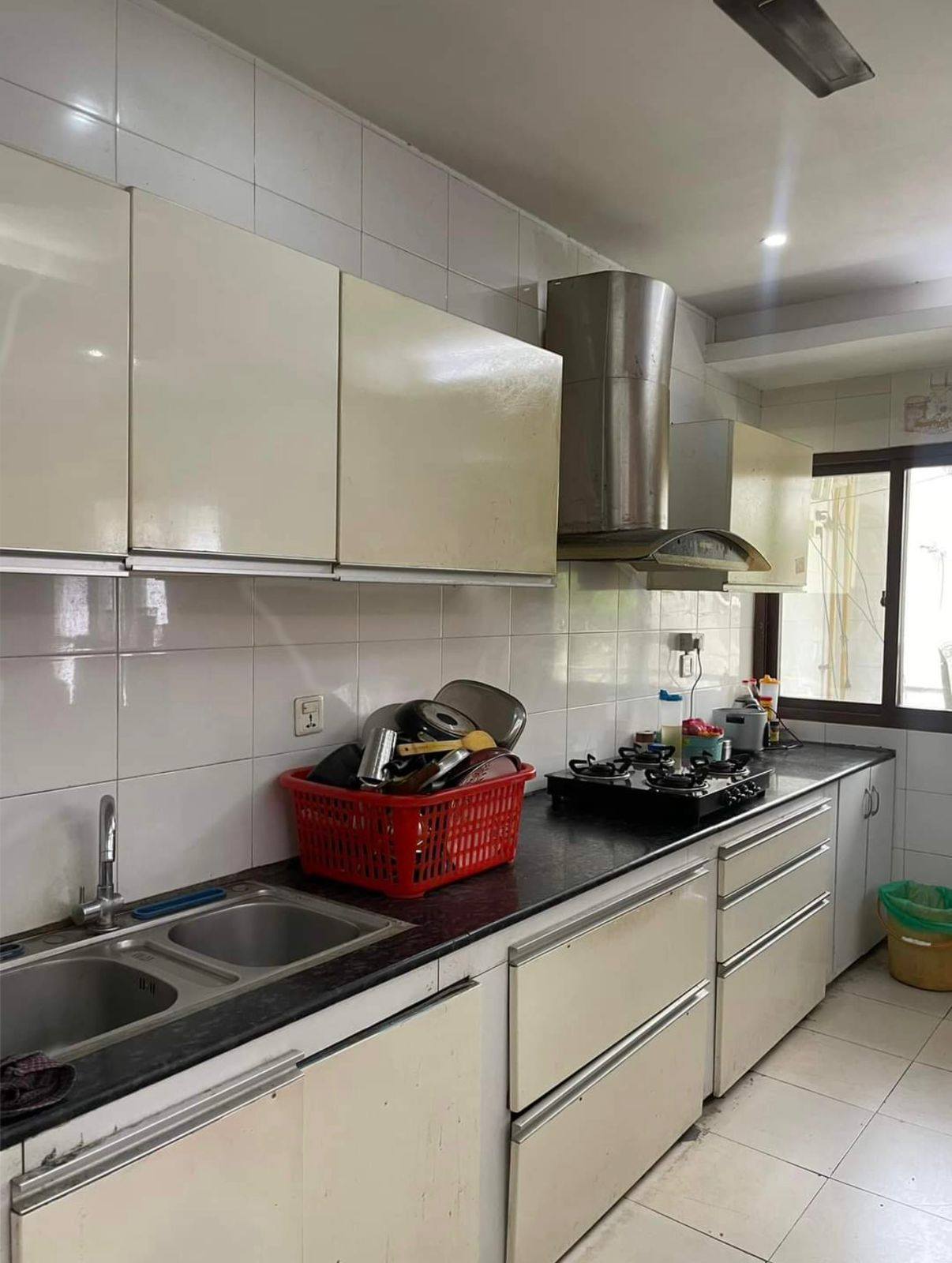 Room for rent in Madhapur Road