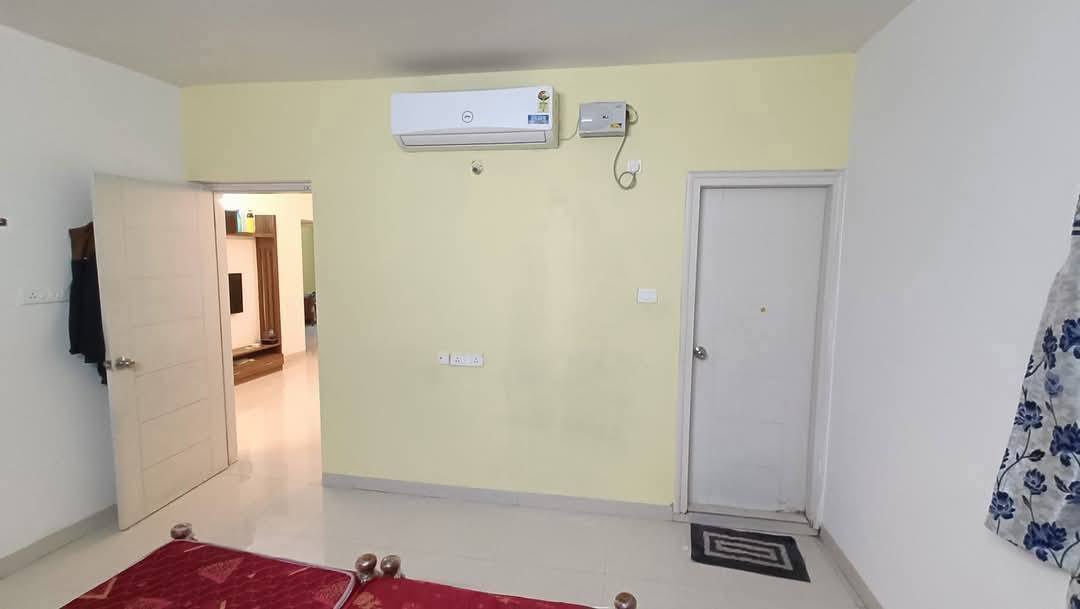 Room for rent in Manbhum Rhapsody Financial District