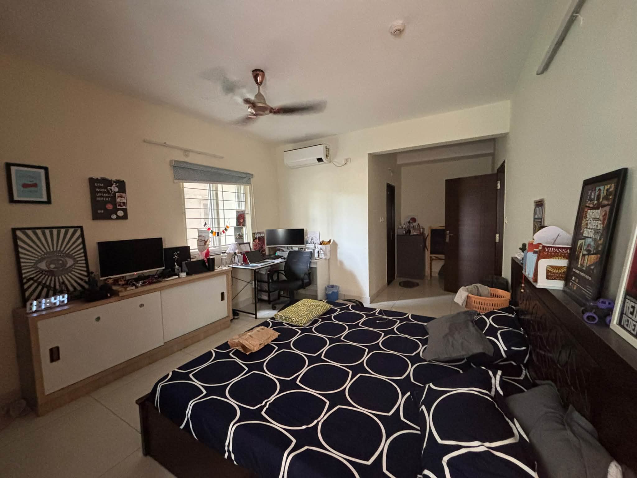 Room for rent in My Home Krishe Gachibowli