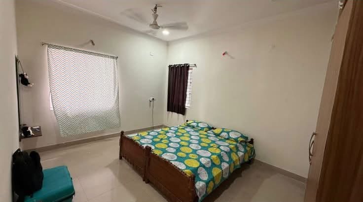 Room for rent in Manikonda