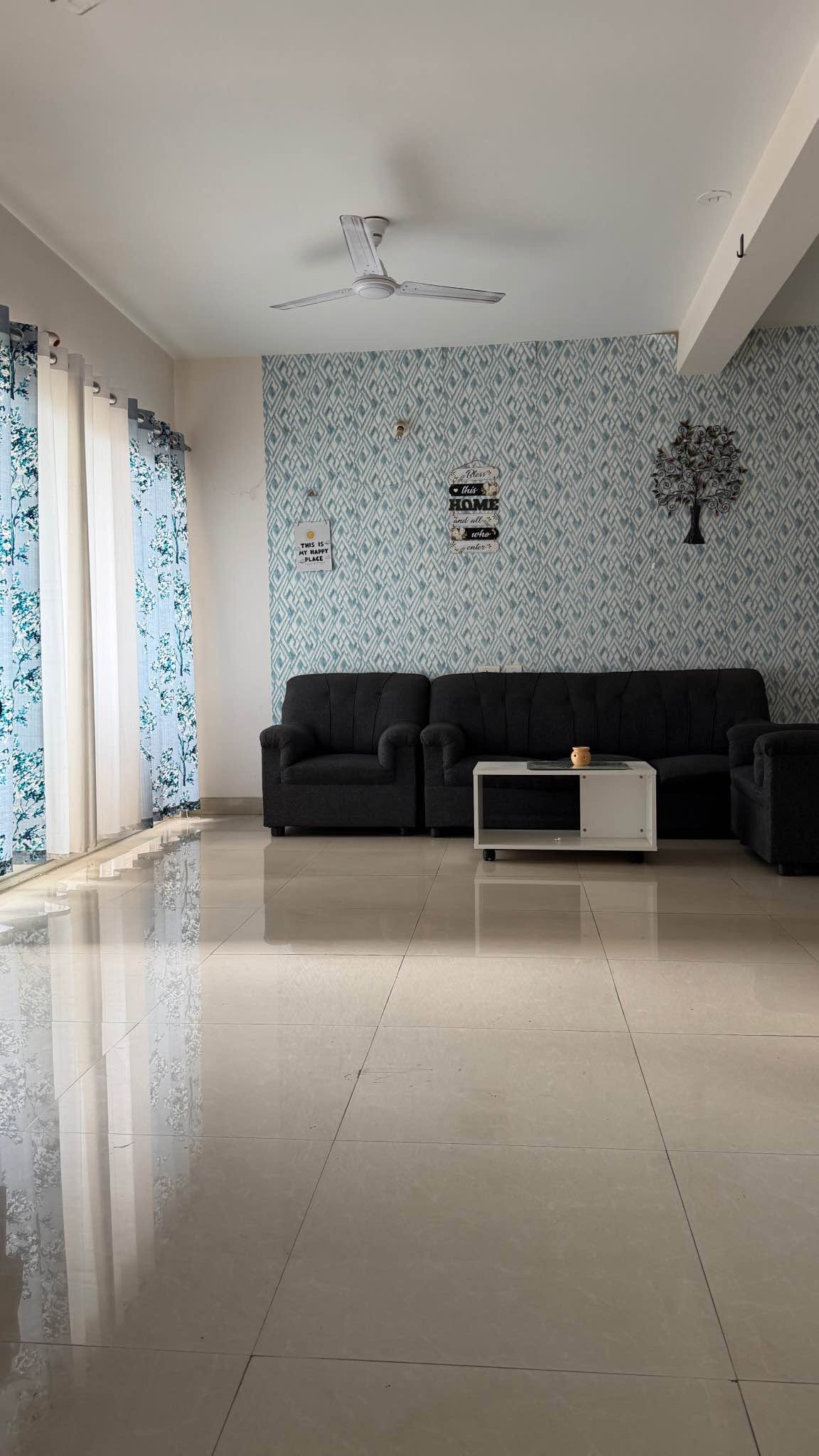 Room for rent in SMR Vinay Endeavour Hoodi
