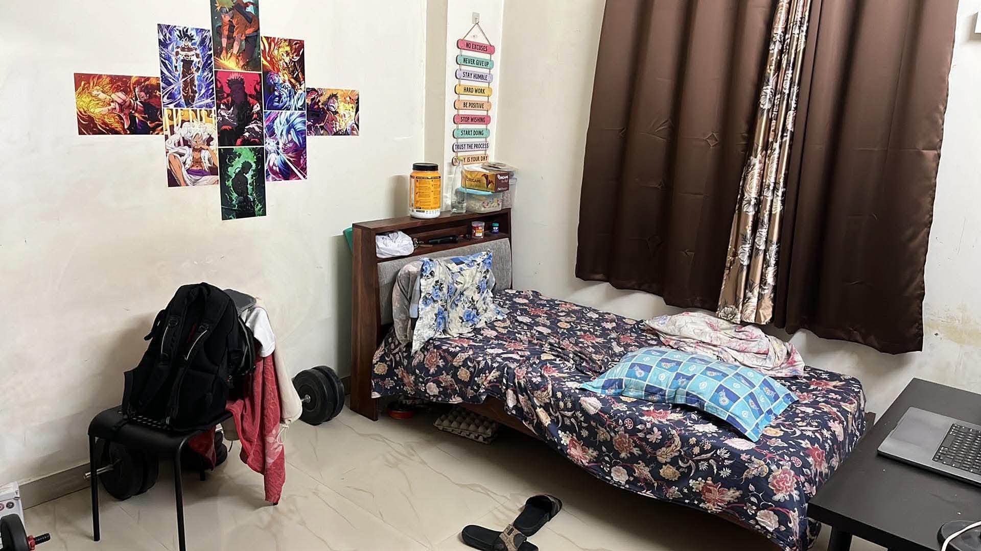 Room for rent in PMR Heights Alkapur Township, Hyderabad