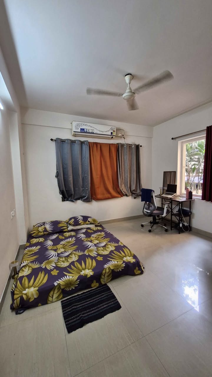 Room for rent in Solitaire Apartments Kondapur
