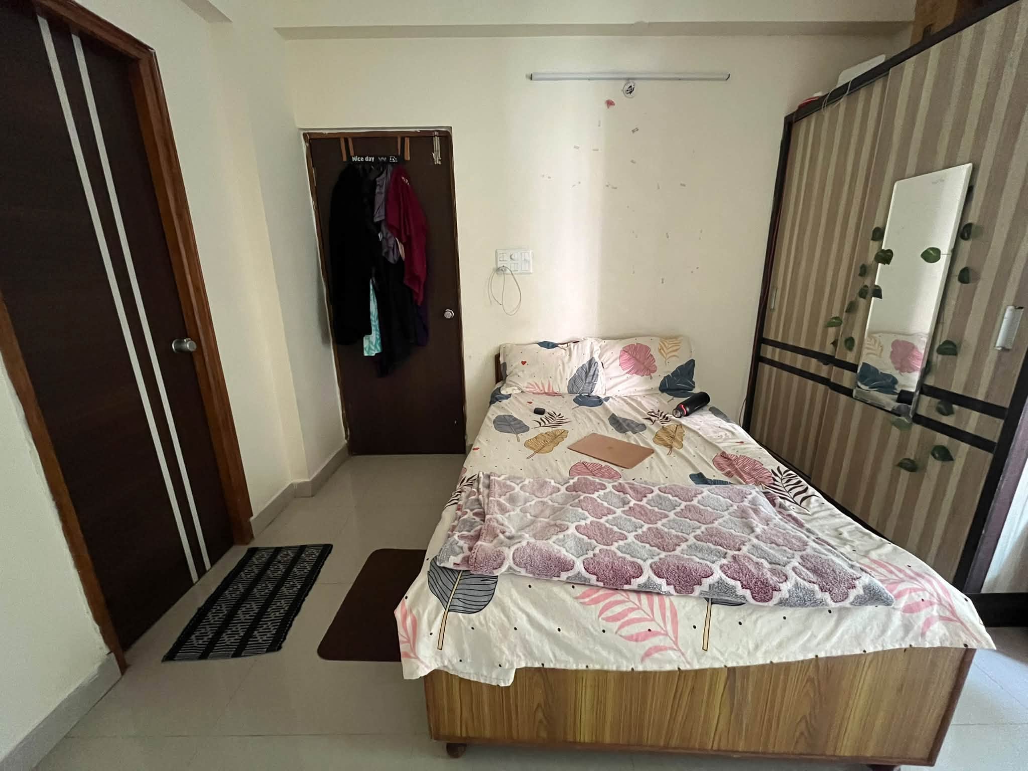 Room for rent in Gowra Tulips Madhapur