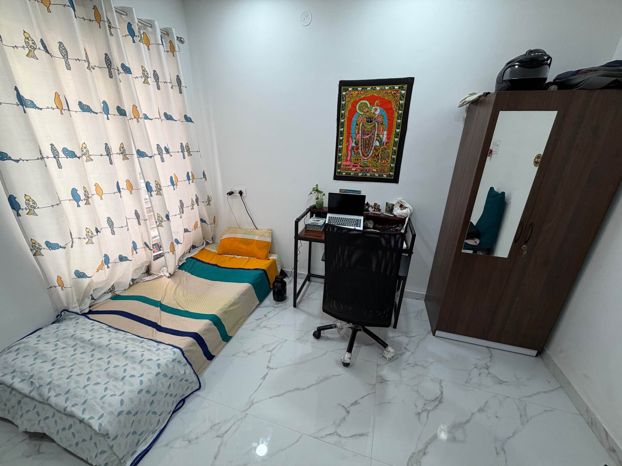 Room for rent in Sarah Pearls Kondapur