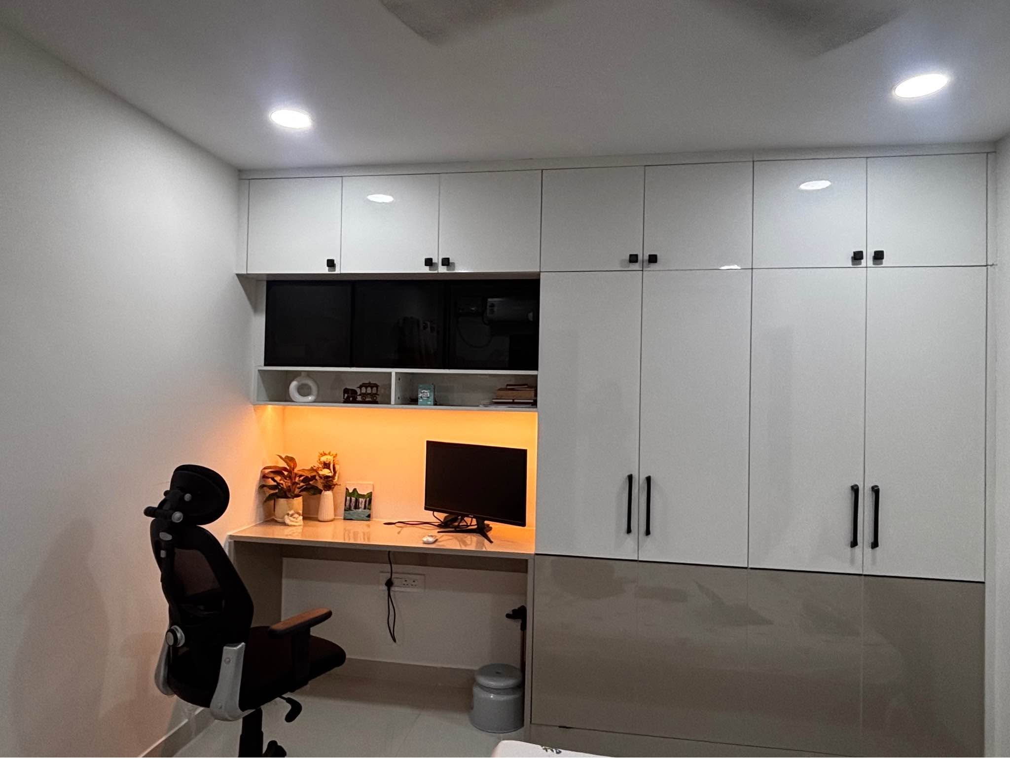 Room for rent in SMR Vinay Iconica Kondapur