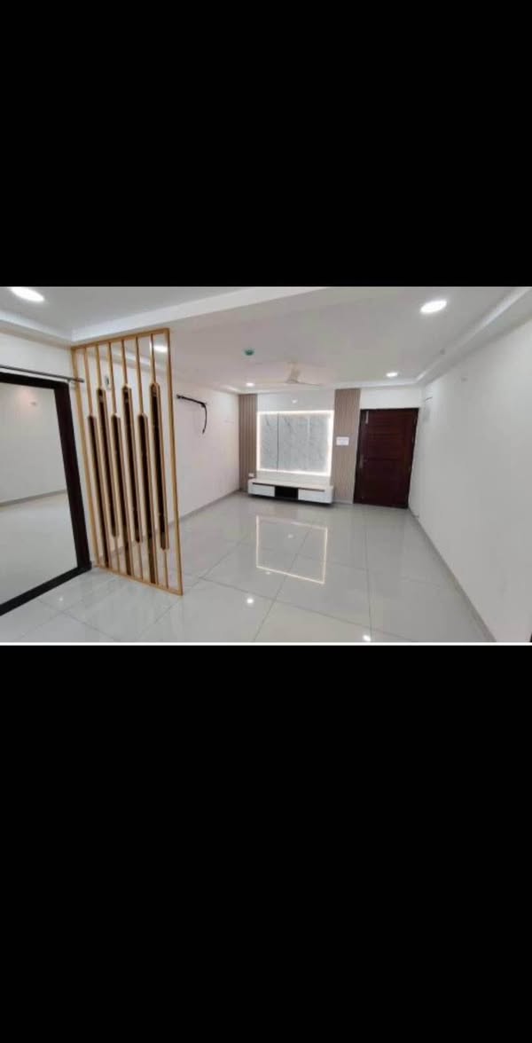 Room for rent in SMR Vinay Iconica Kondapur