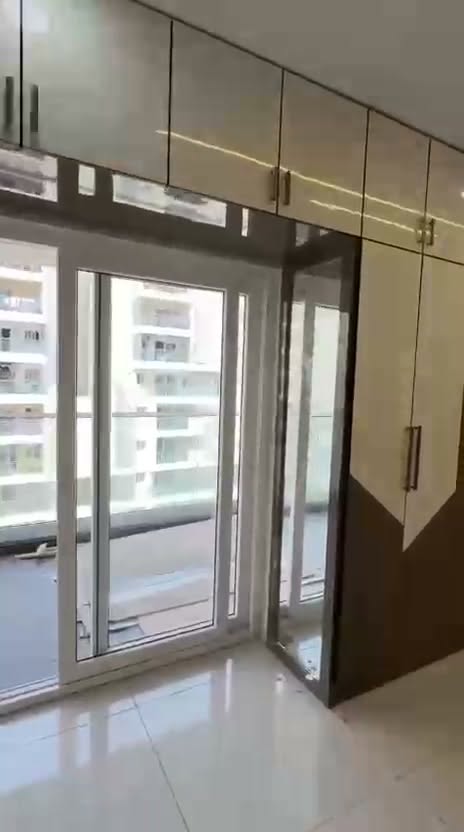 Room for rent in GHR Titania Kondapur