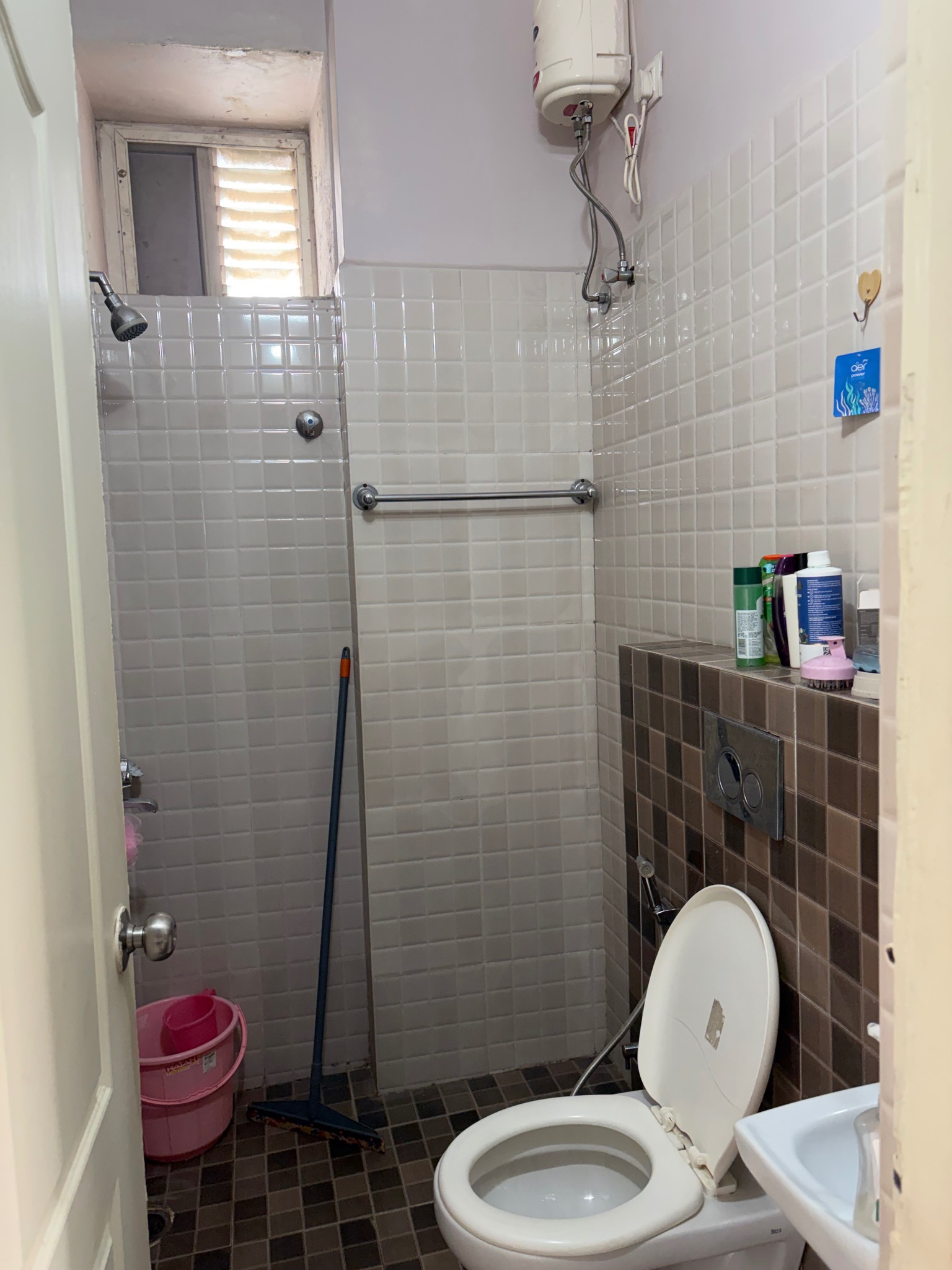 Room for rent in Kondapur