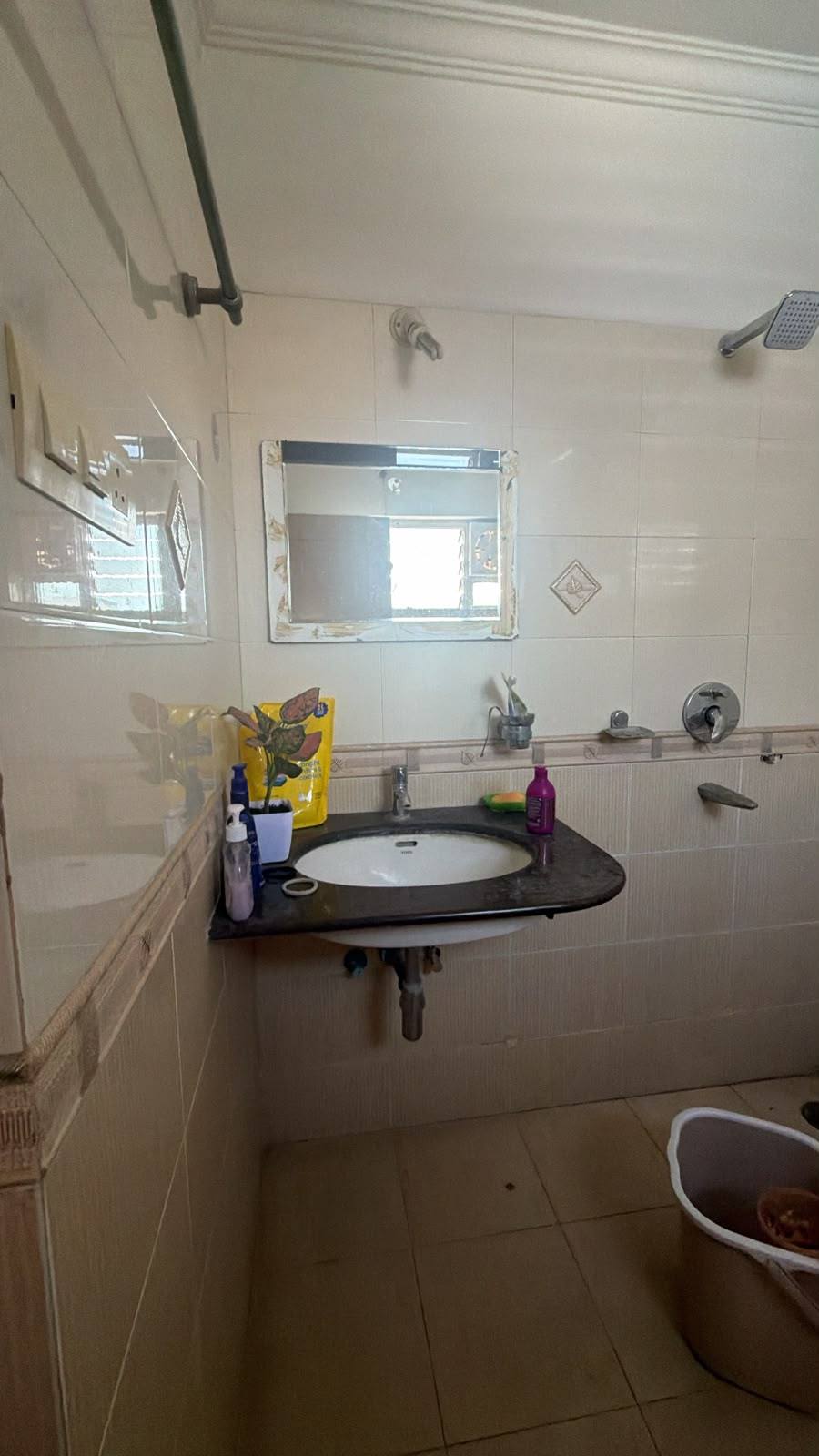 Room for rent in Madhapur