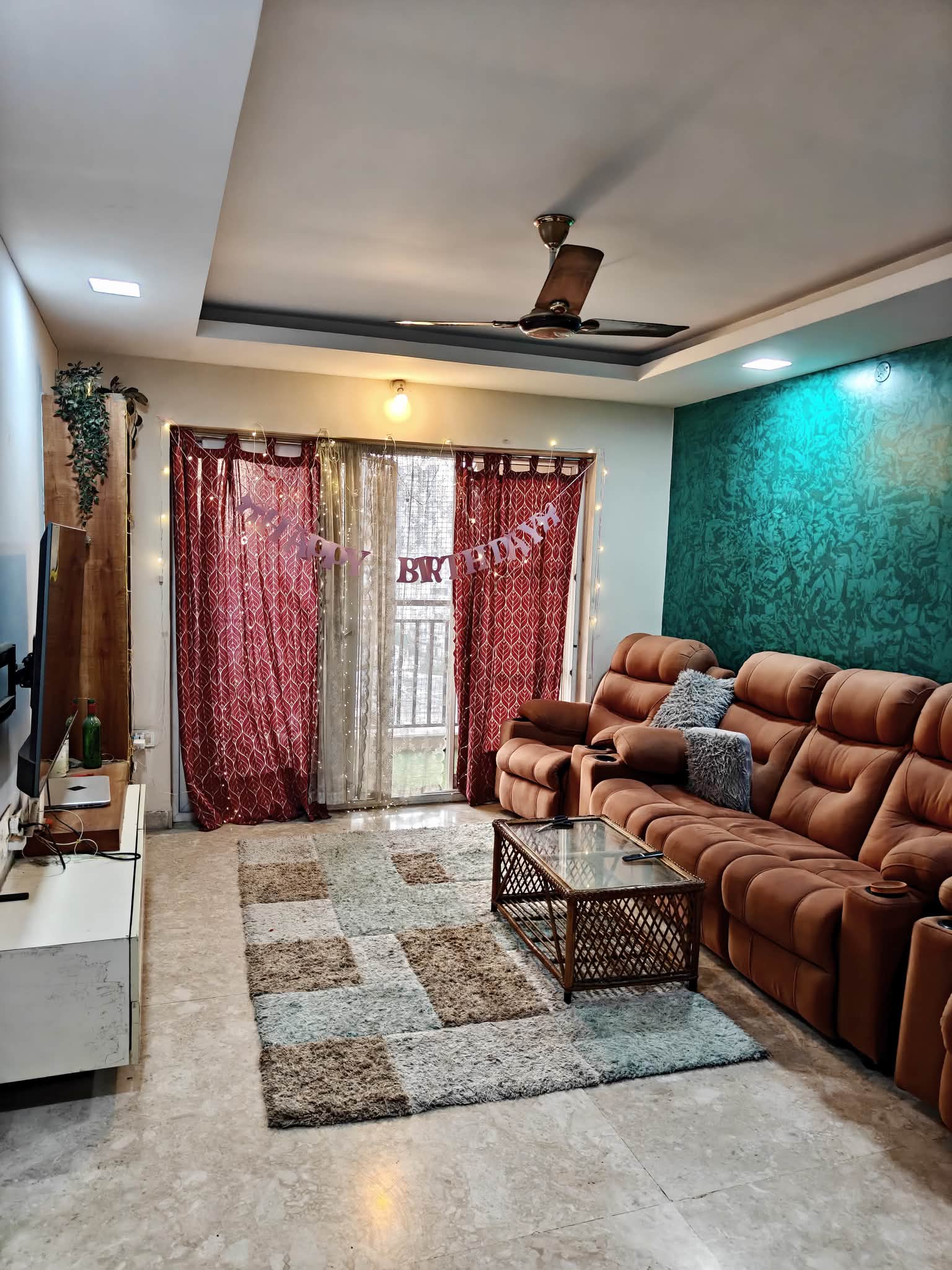 Room for rent in Aditya Empress Towers Shaikpet