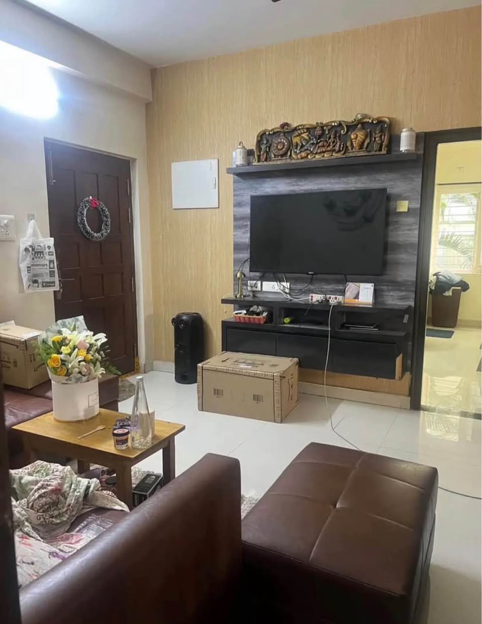Room for rent in Golden Tulip Estate Kondapur