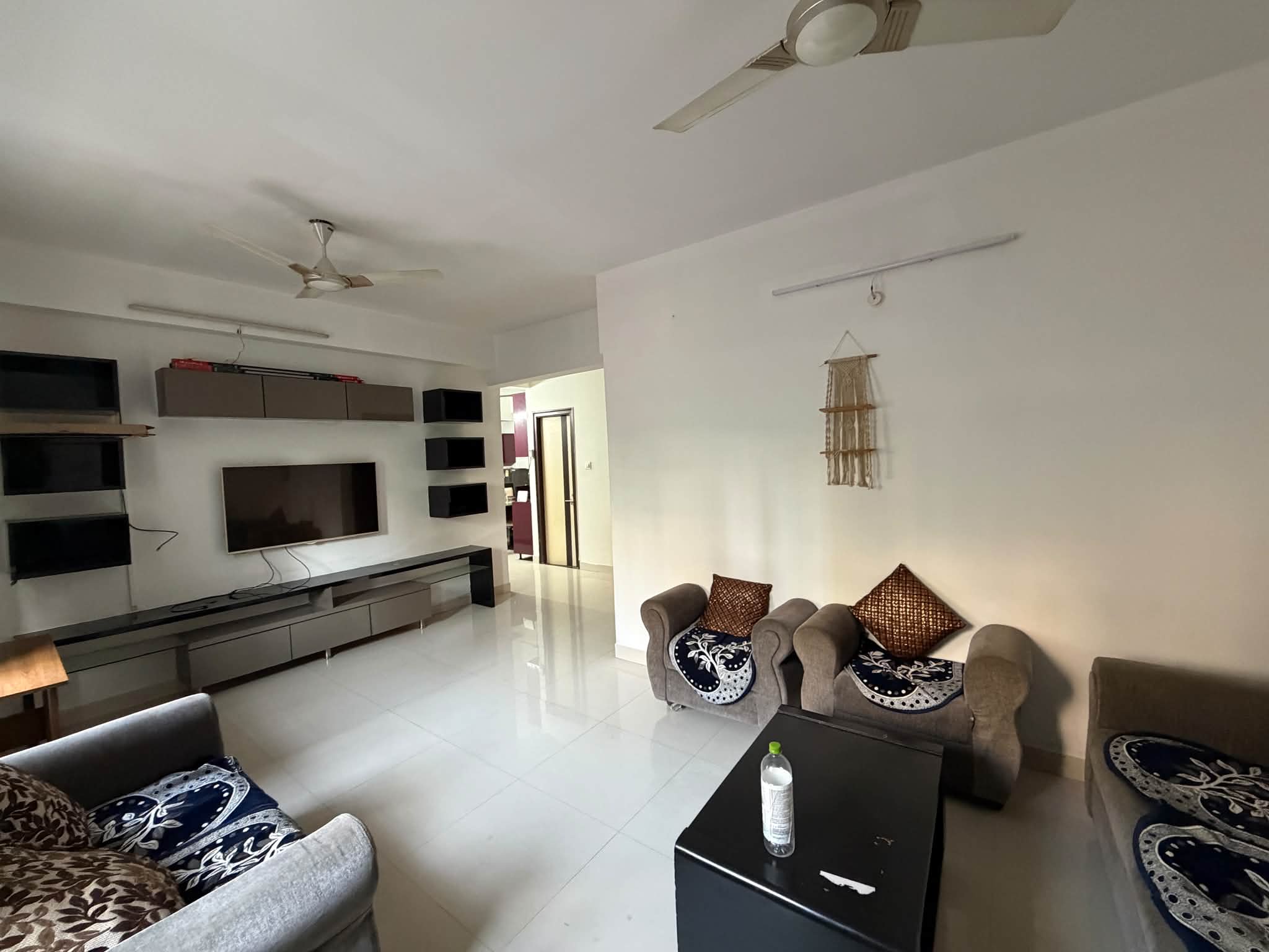 Room for rent in Luxor Apartments Kondapur