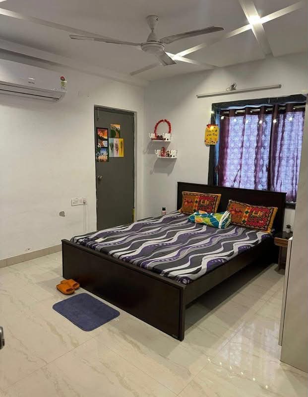 Room for rent in Manikonda