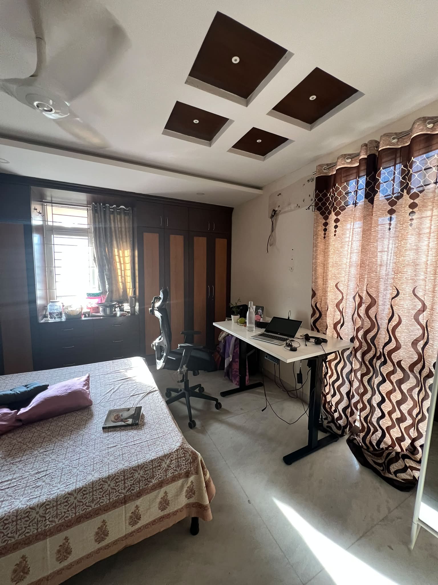 Room for rent in Aditya Empress Towers Shaikpet