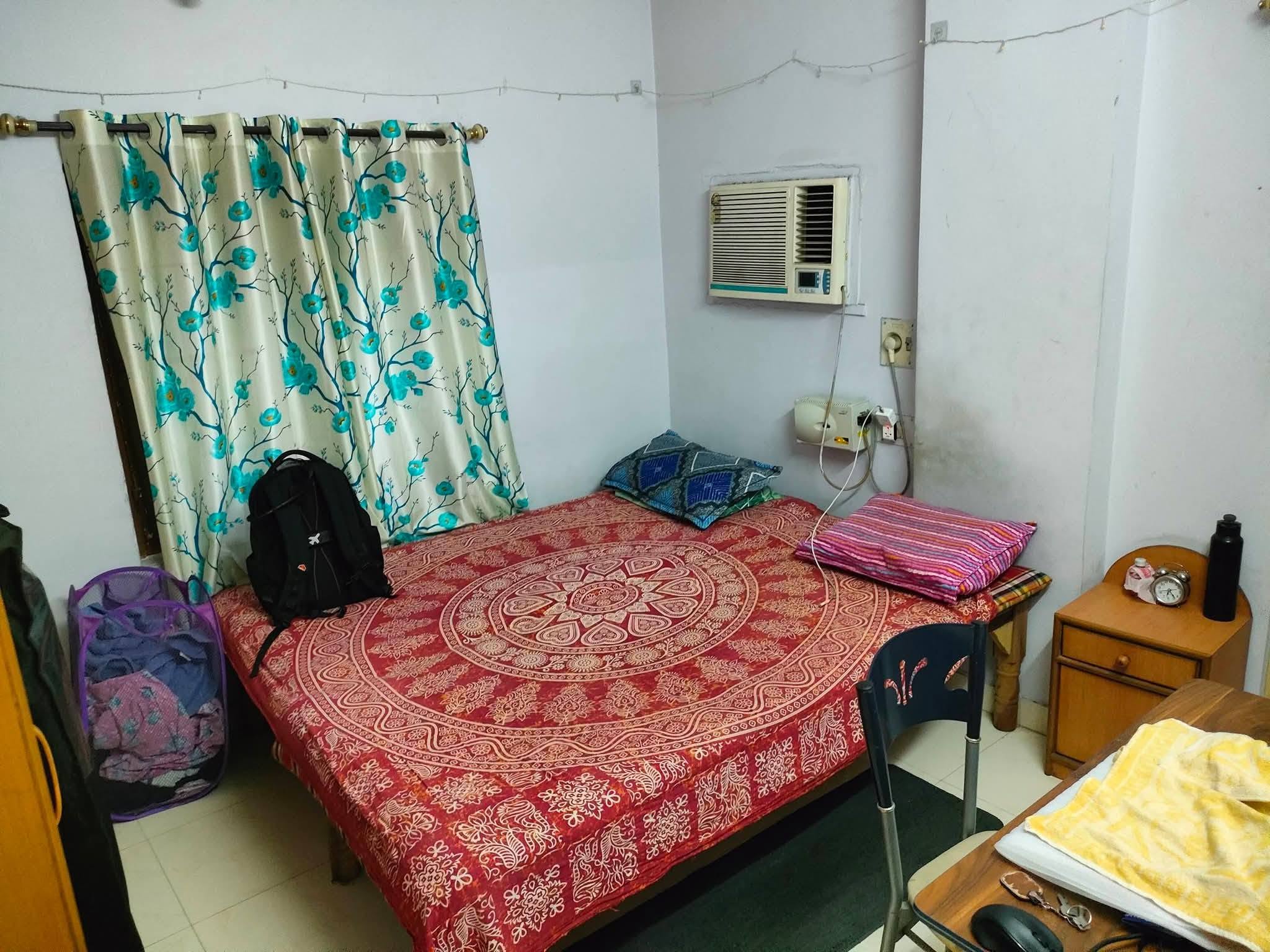 Room for rent in Sai Ram Sri Sampada Apartment Begumpet