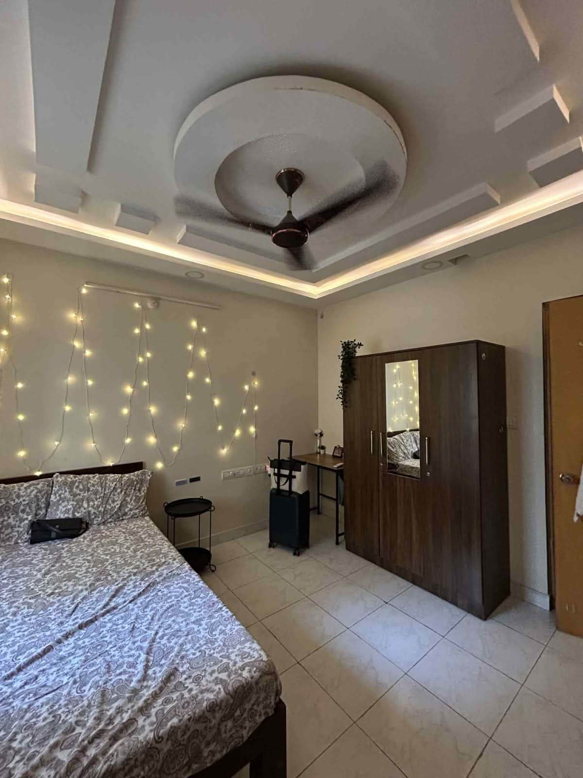 Room for rent in Mantri Celestia Financial District