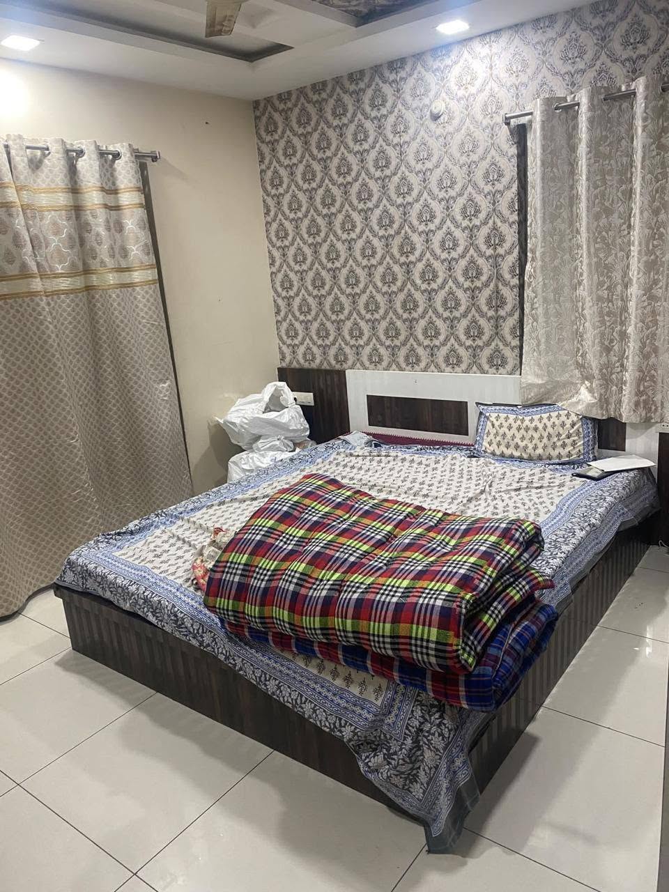 Room for rent in Aparna Cyberlife Nallagandla