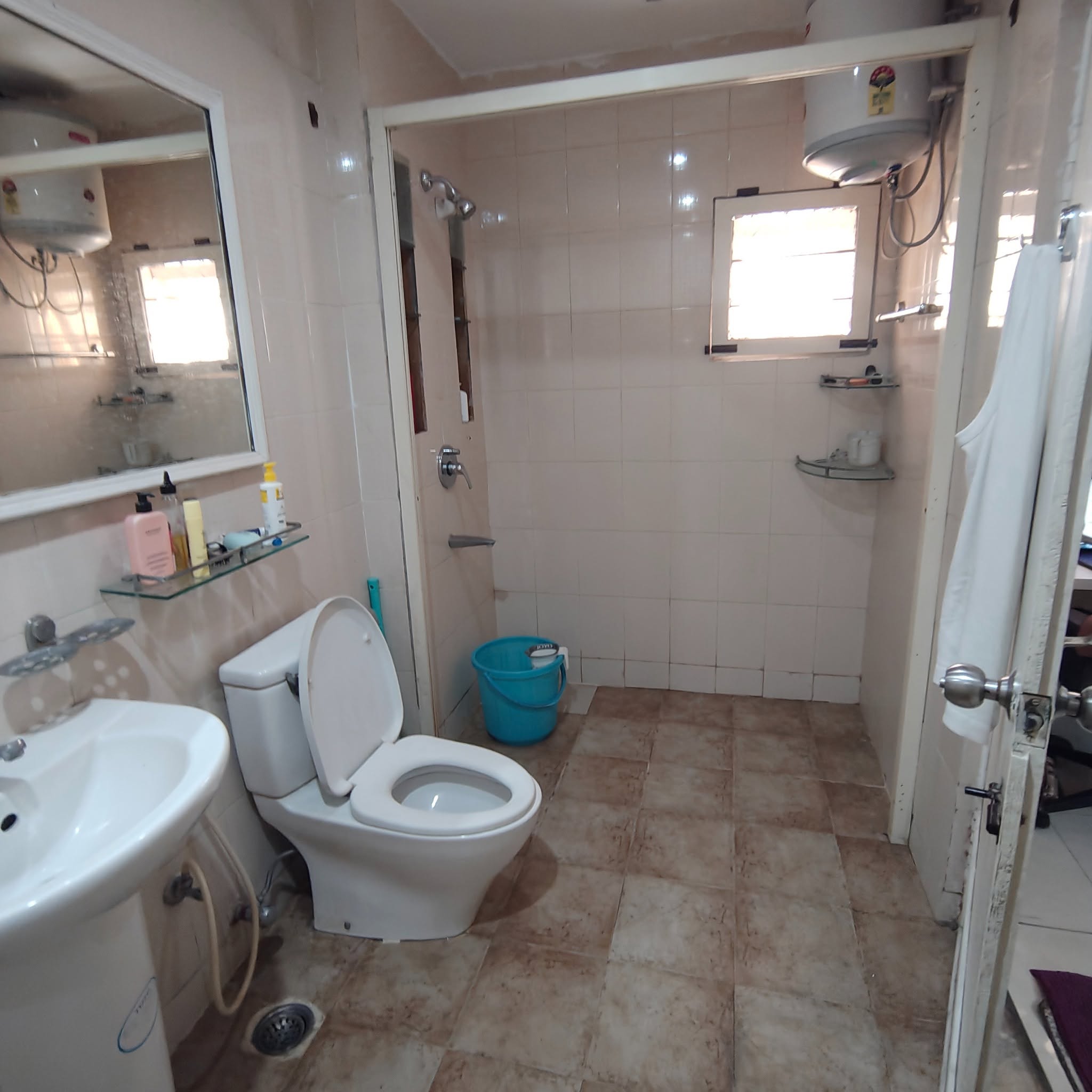 Room for rent in Hillridge springs