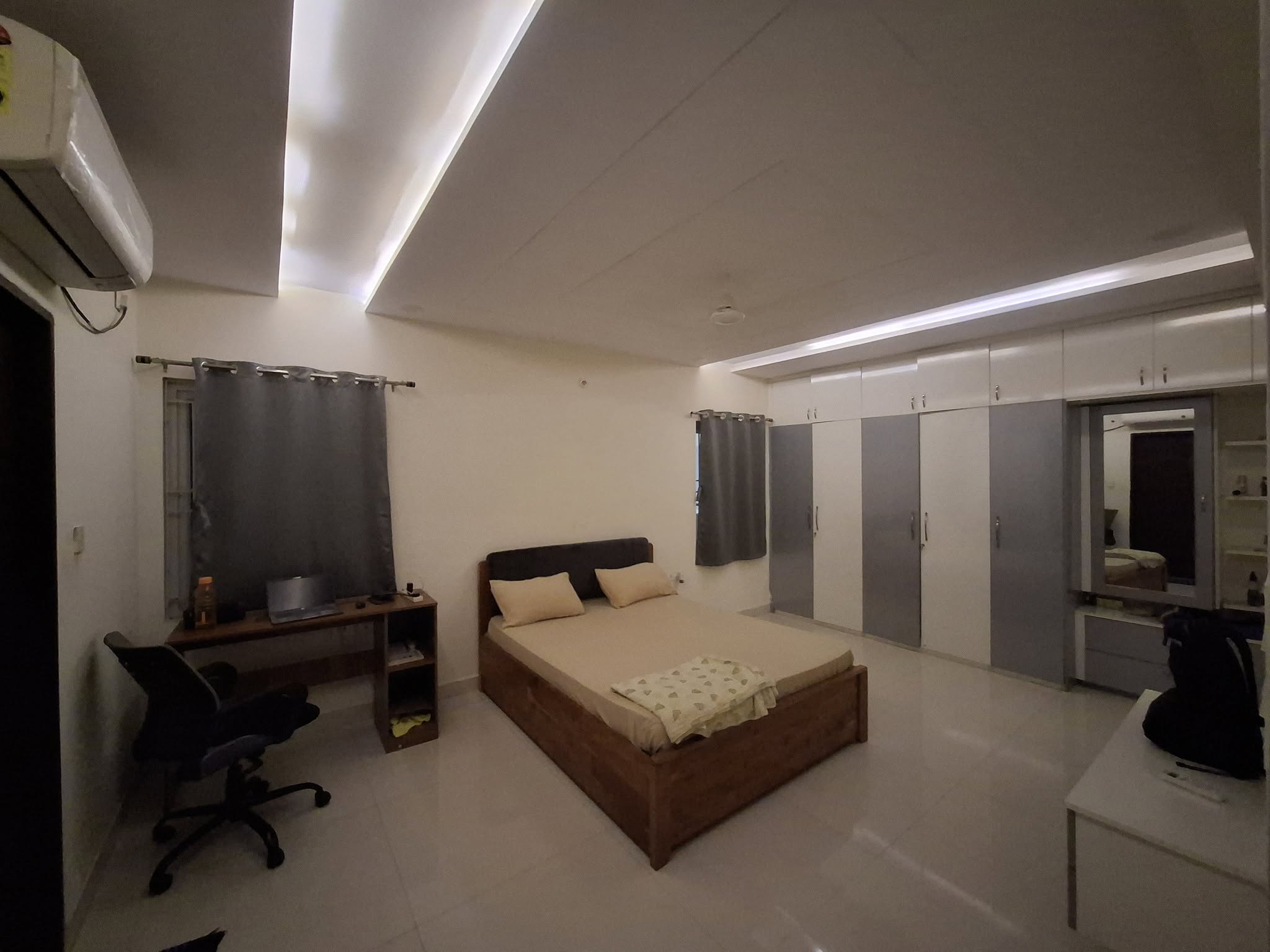 Room for rent in Udaya Crescent Kondapur